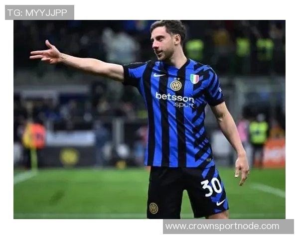 国米关注前尤文右后卫阿尔贝托科斯塔今夏有望加盟