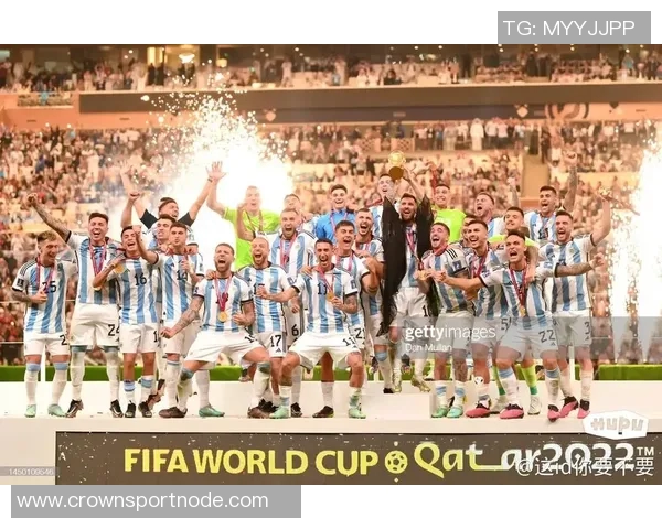 瓜迪奥拉曾言梅西助力阿根廷争夺世界杯荣耀的20年回顾